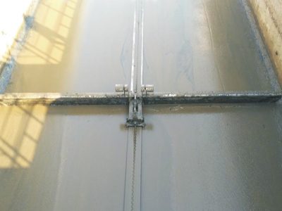 单轨式水下刮泥机